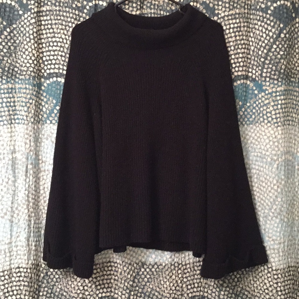 Leith // oversized loose black sweater. Very comfy